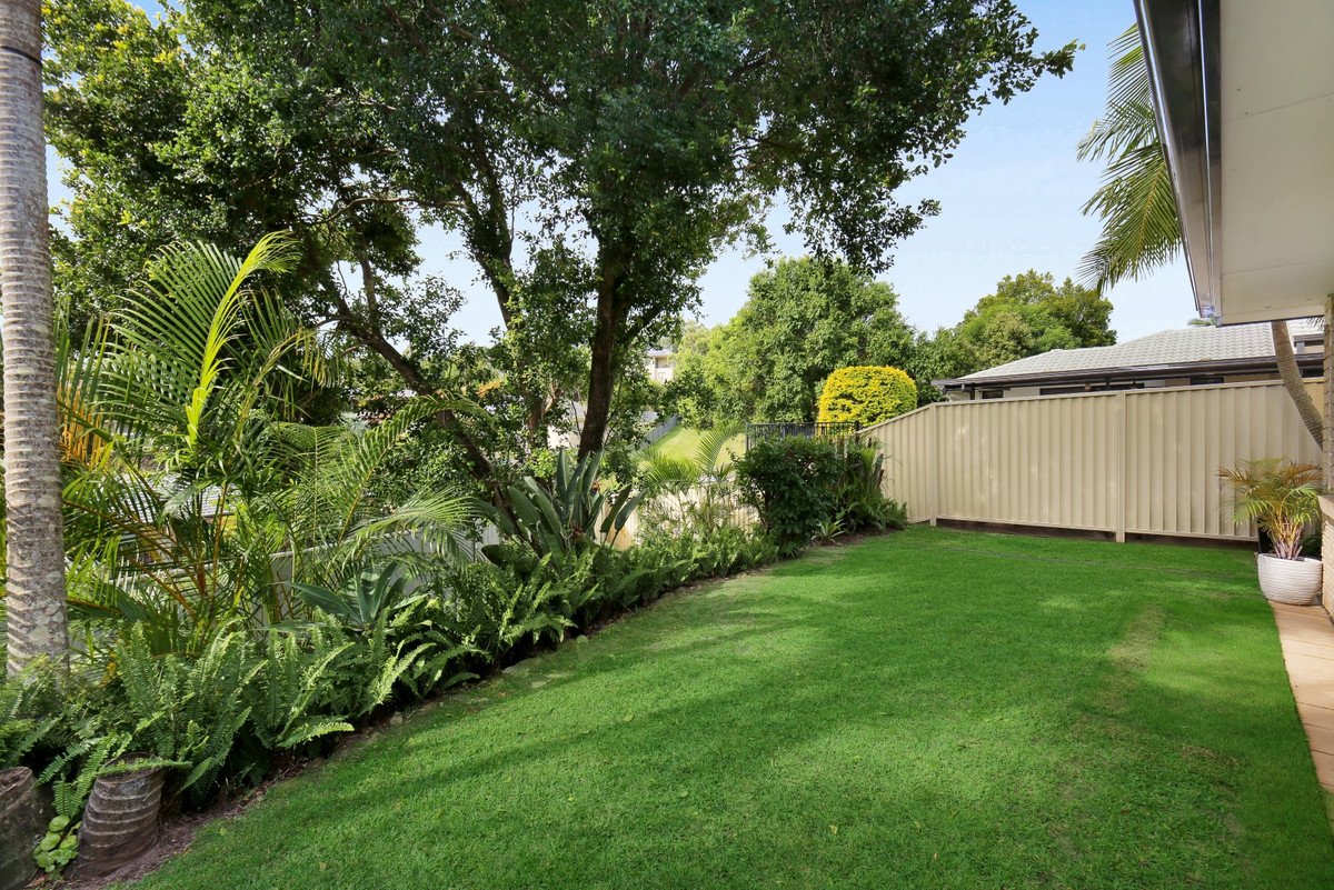 21 Orchna Street Burleigh Heads 21