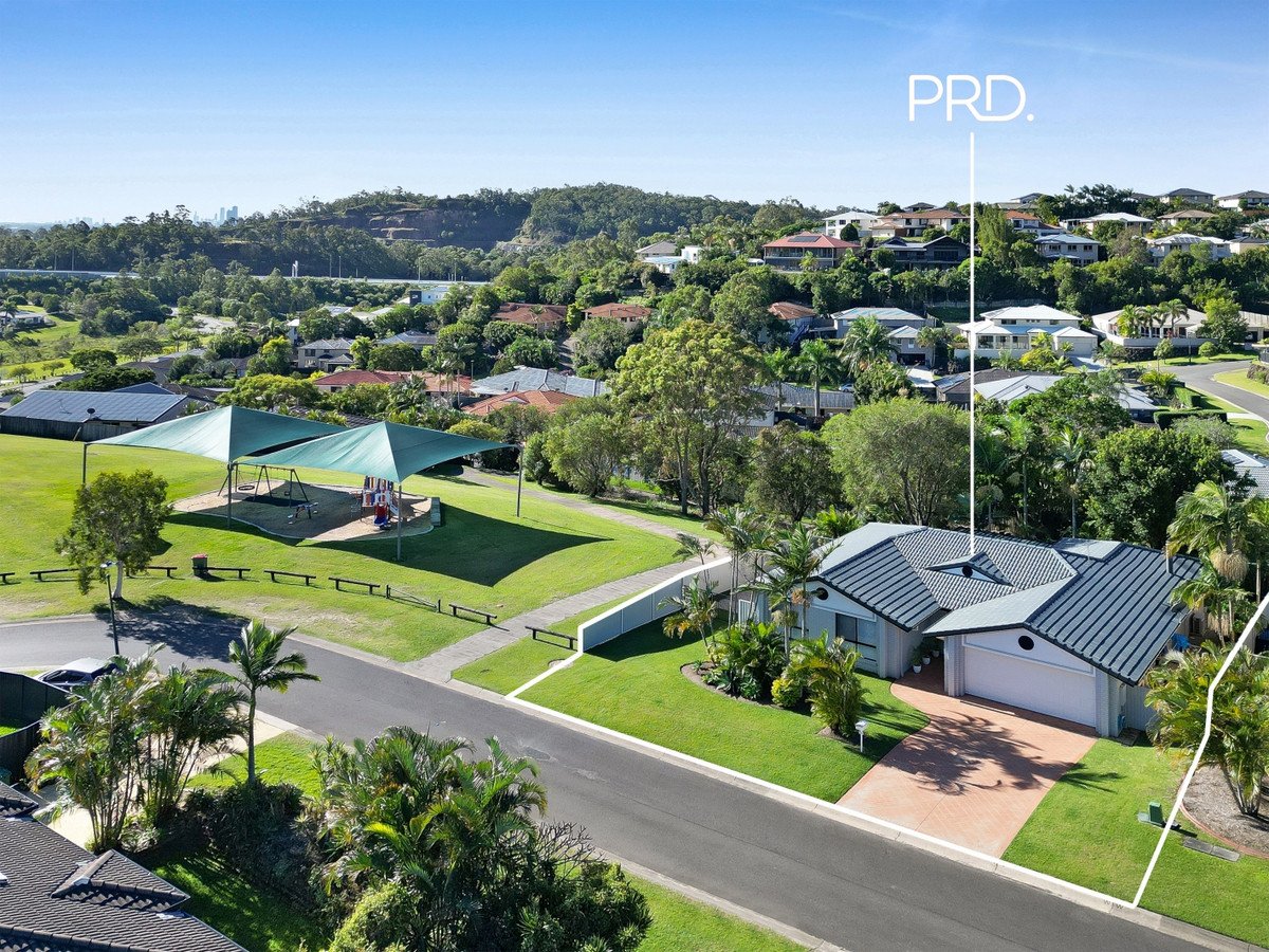 21 Orchna Street Burleigh Heads 29