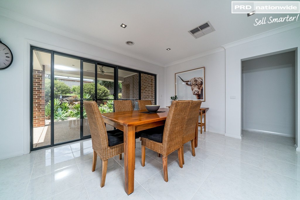 21 Osterley Street BOURKELANDS 10