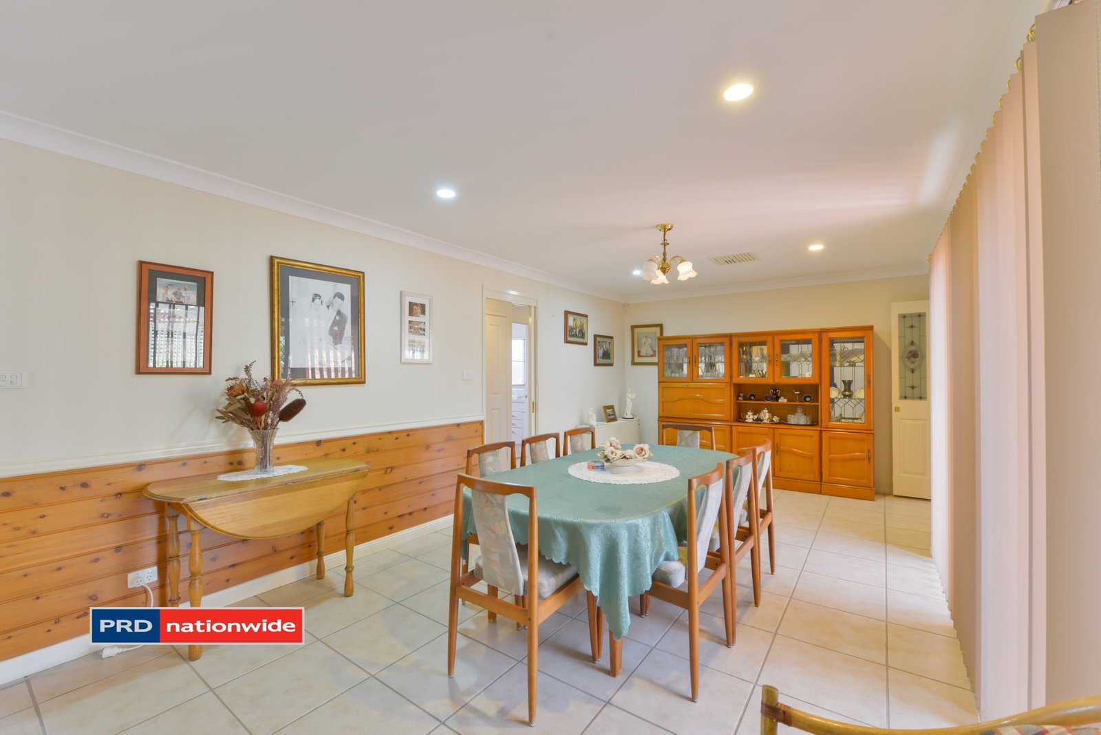 21 Overlanders Way TAMWORTH 3