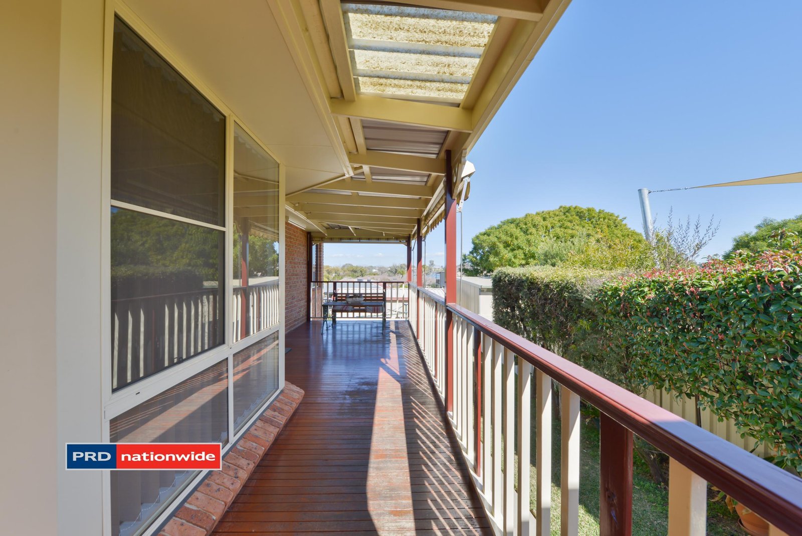 21 Overlanders Way TAMWORTH 19