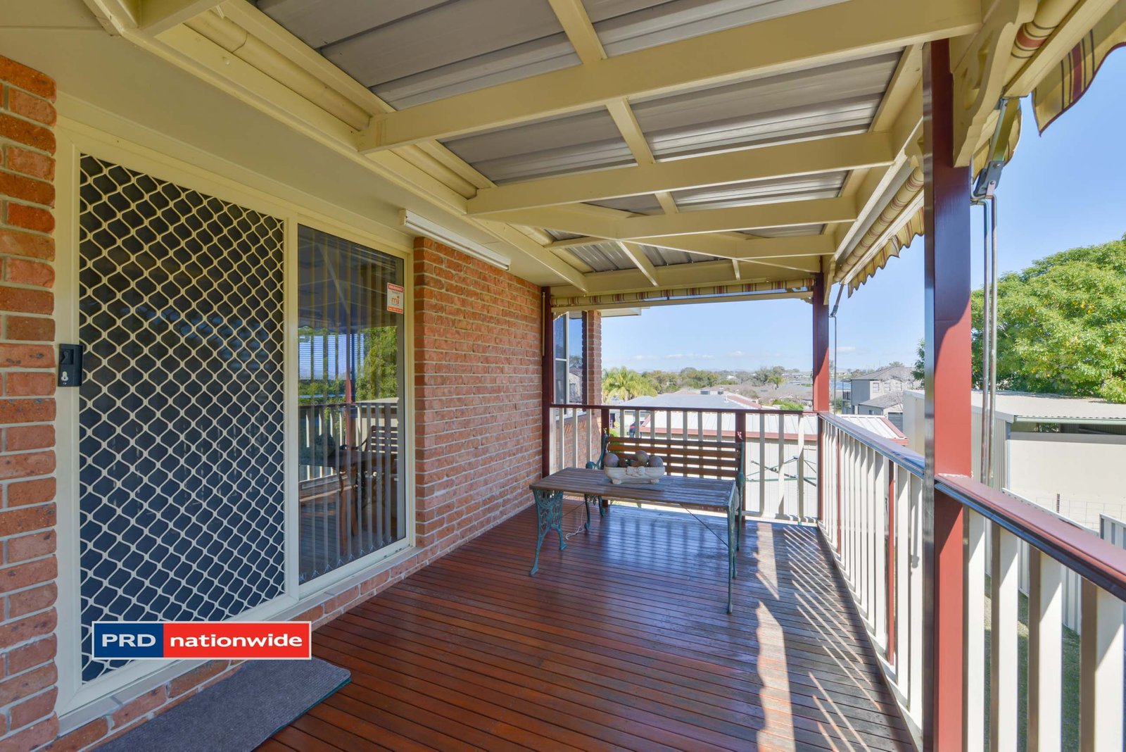 21 Overlanders Way TAMWORTH 20