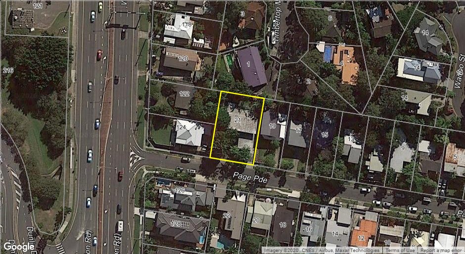 21 Page Parade BURLEIGH HEADS 3