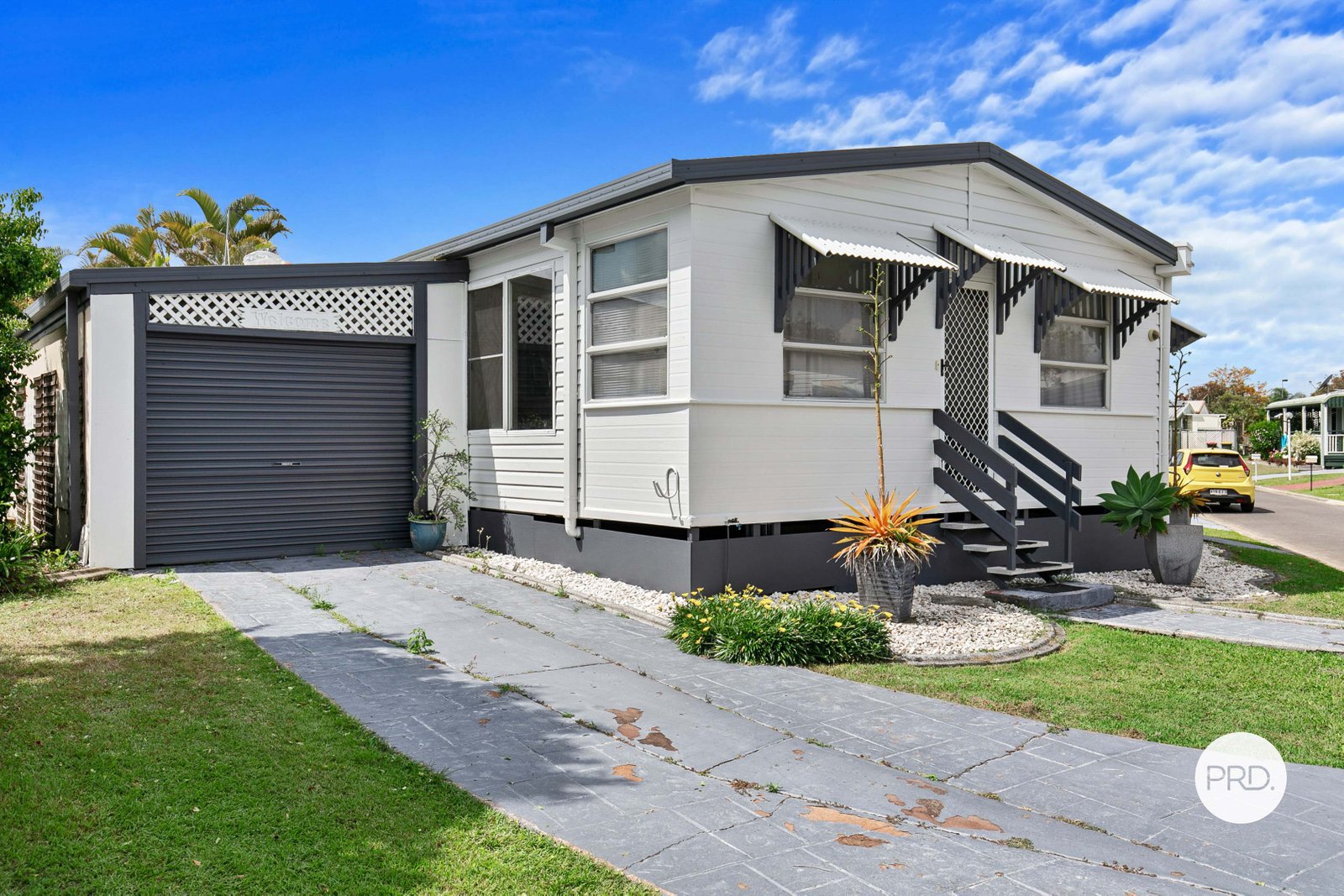 21 Palm Avenue ELI WATERS 1