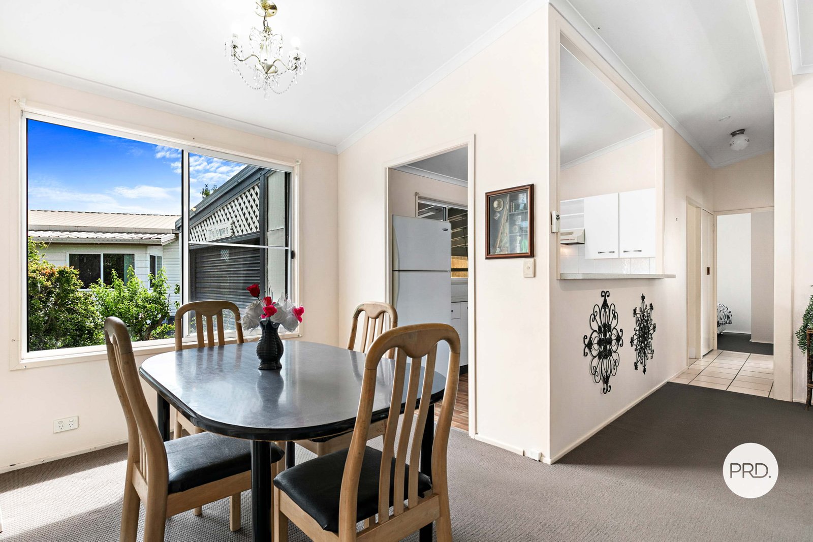 21 Palm Avenue ELI WATERS 13