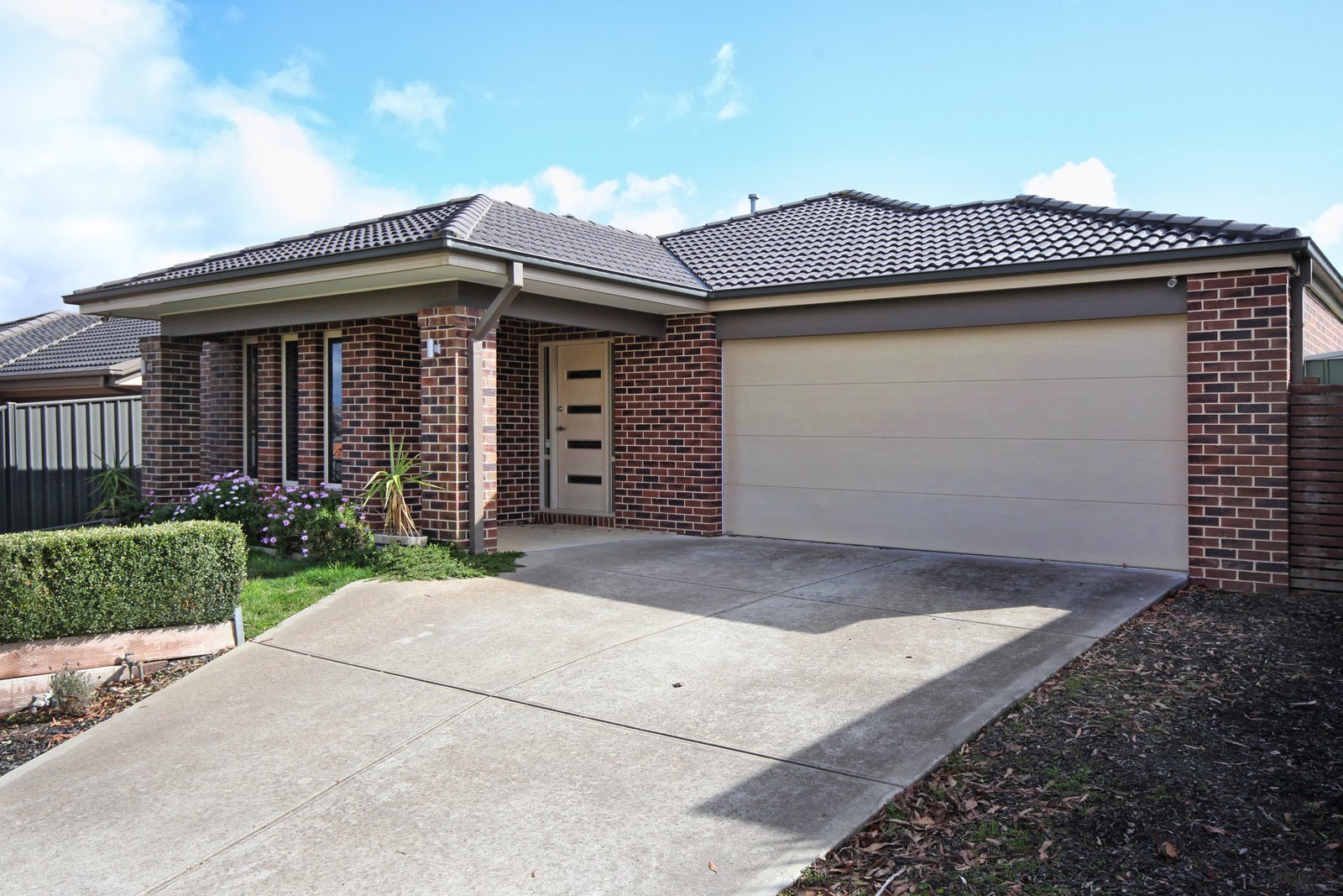 Real Estate and Property in 21 Patterson Drive, Kyneton, VIC