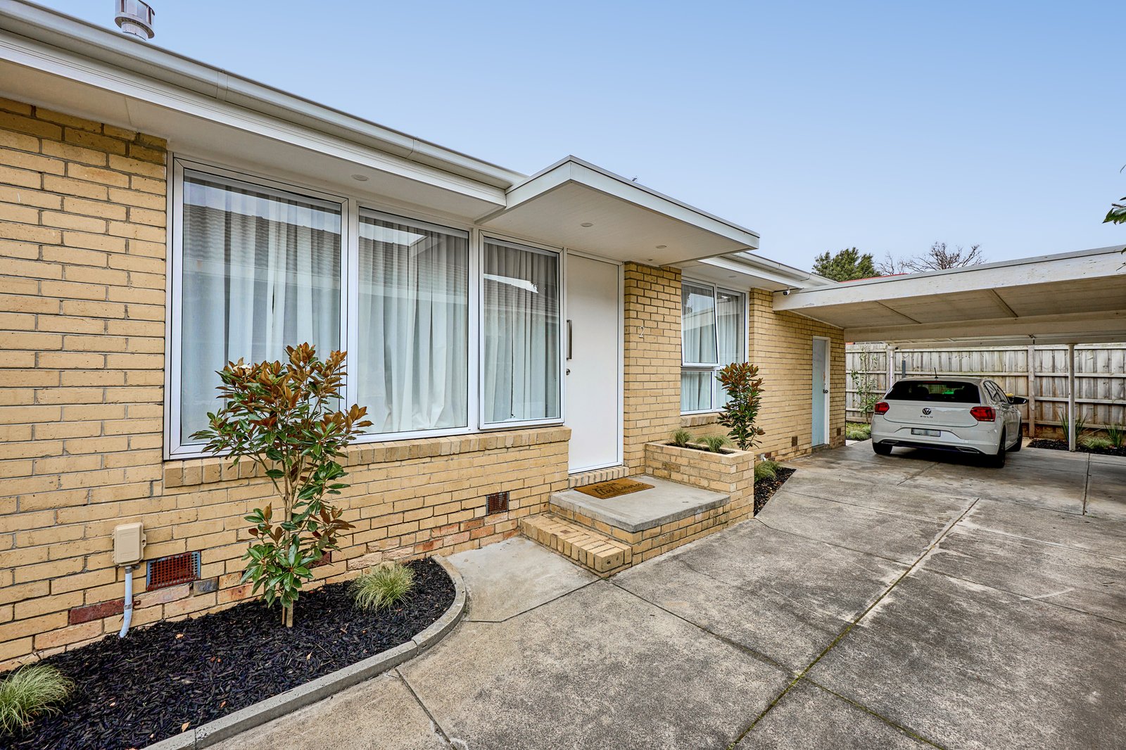 Gallery: 2/1 Peter Avenue