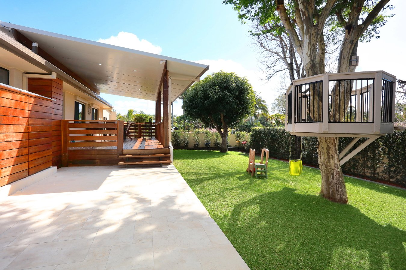 21 Petra Street SOUTHPORT 1