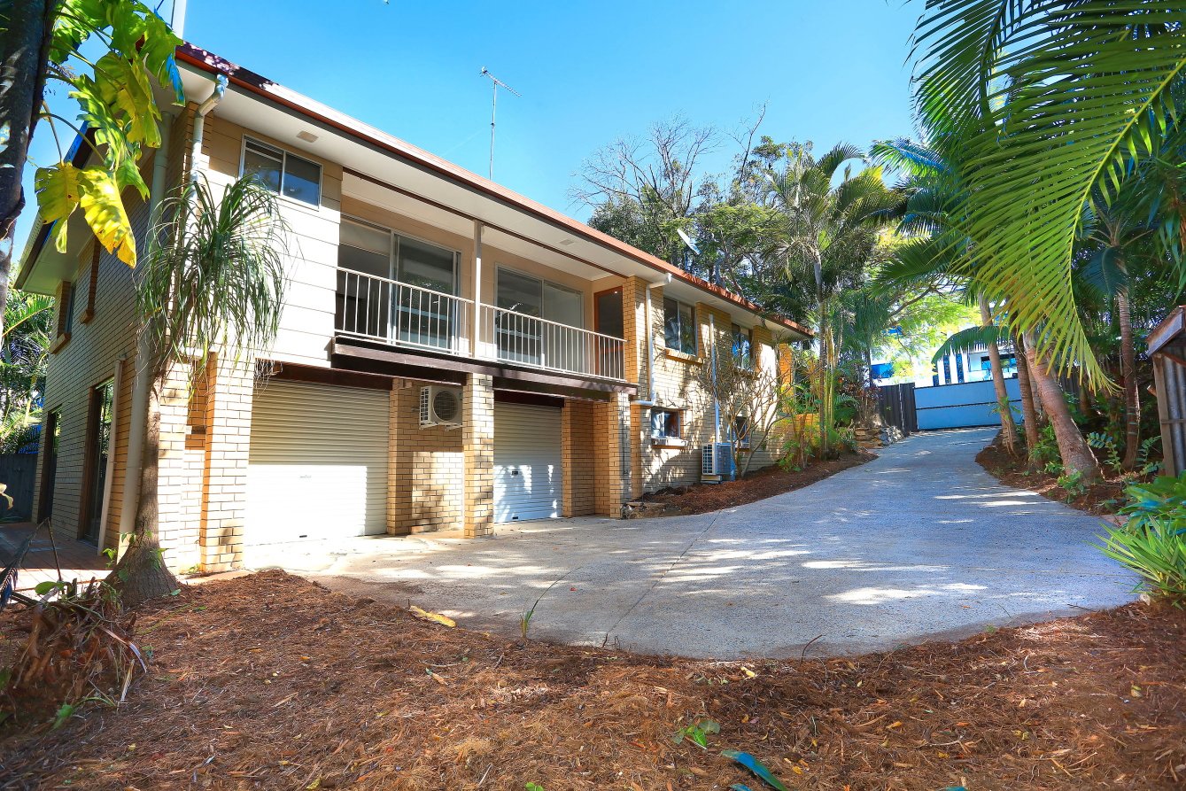 21 Pinaroo Crescent ASHMORE 1