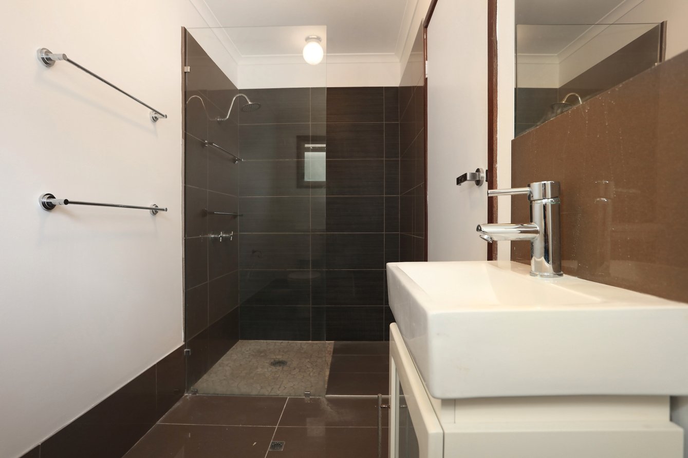 21 Pinaroo Crescent ASHMORE 9