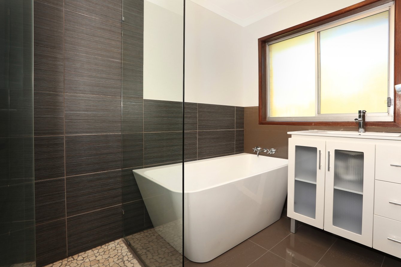 21 Pinaroo Crescent ASHMORE 12