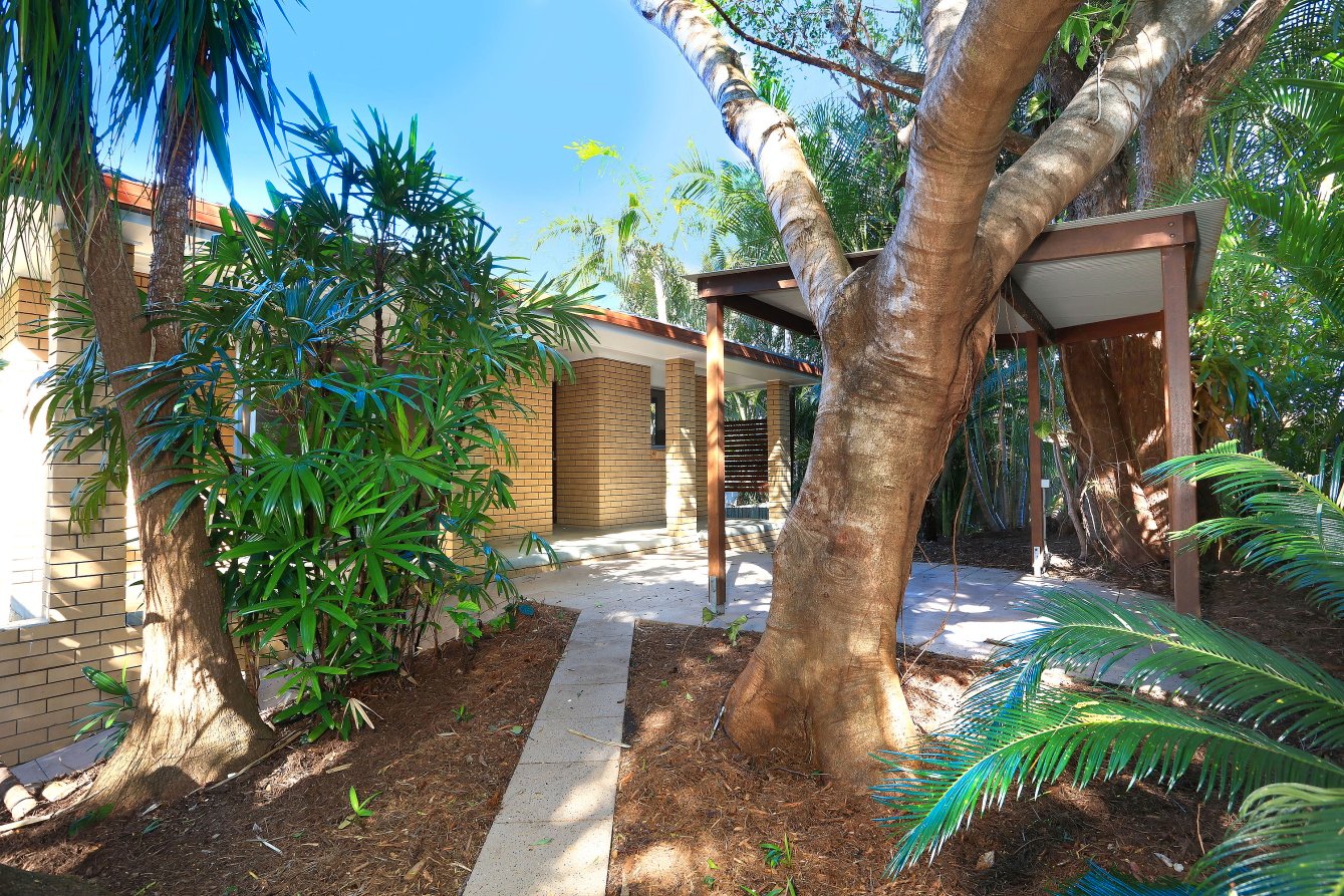 21 Pinaroo Crescent ASHMORE 21