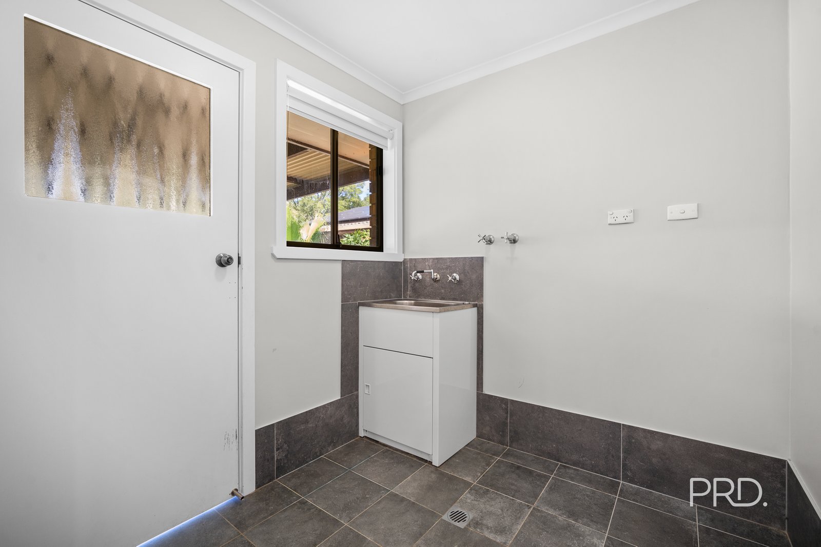 21 Pinaroo Drive GLENFIELD PARK 12