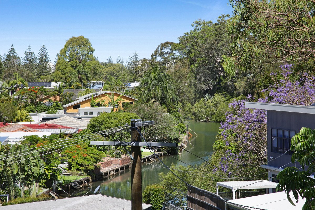 21 Pindari Avenue Burleigh Heads 10