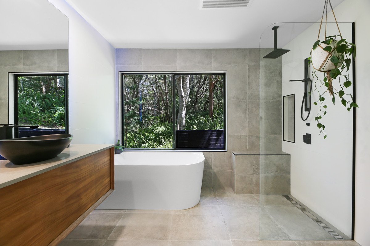 21 Pindari Avenue Burleigh Heads 12