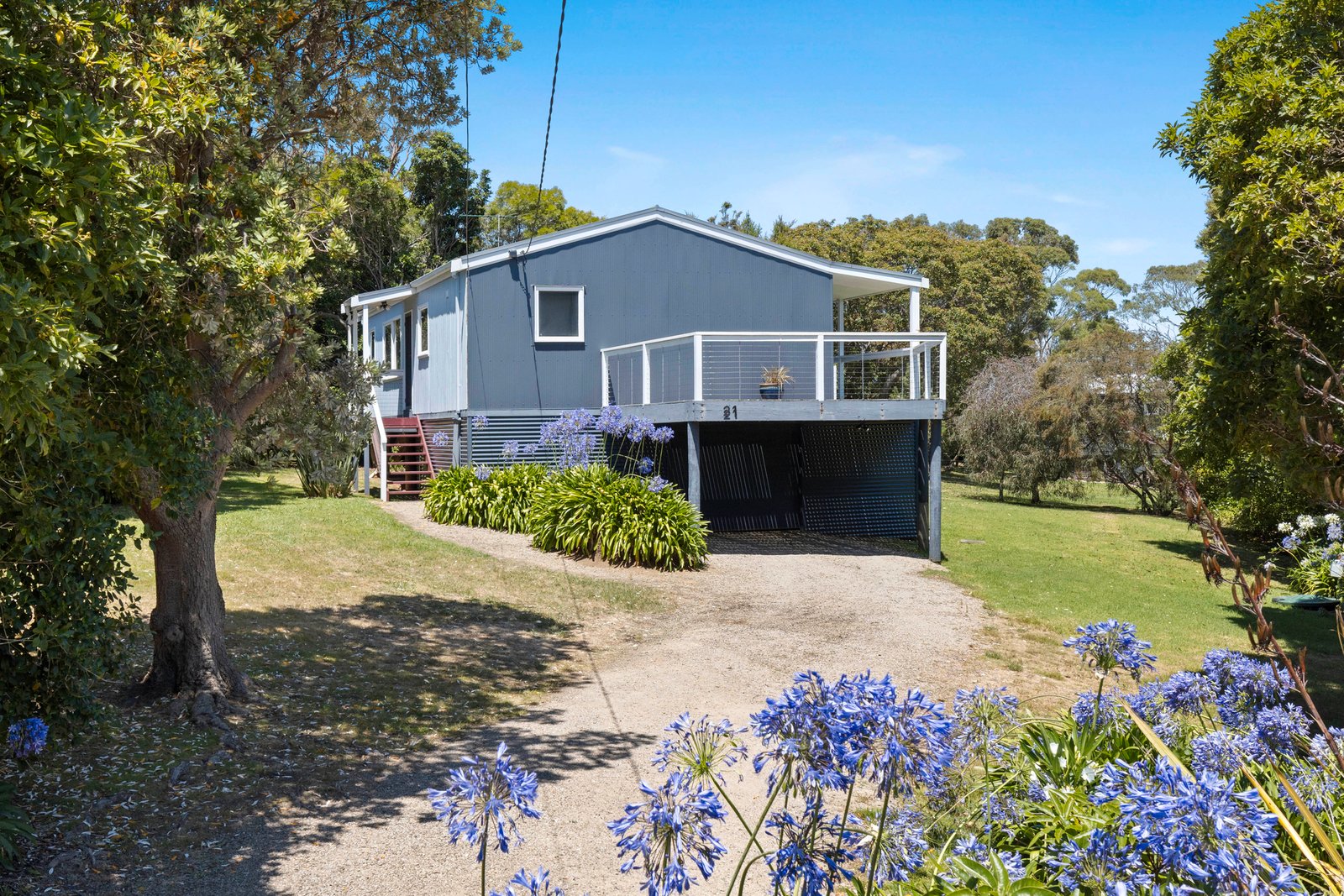 Gallery: 21 Pine Grove