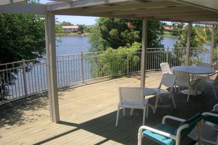 21 Placid Court VARSITY LAKES 4