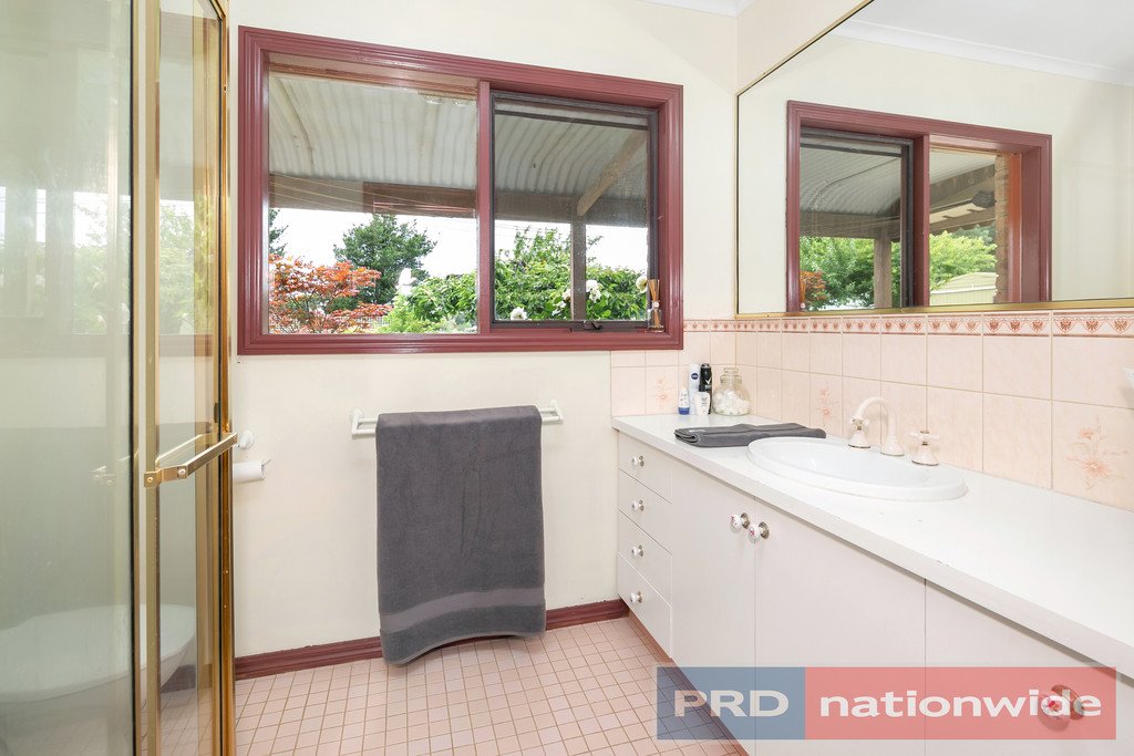 21 Portland Flat Road GORDON 9