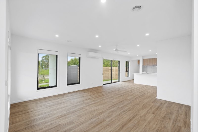 Gallery: 21 Presentation Boulevard