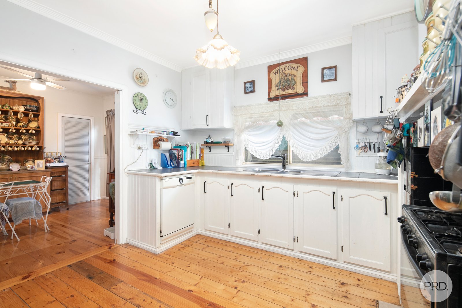 21 Queen Street SEBASTOPOL 6