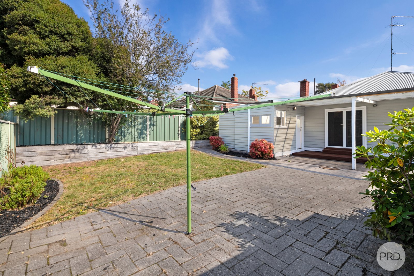 21 Queen Street South EUREKA 11