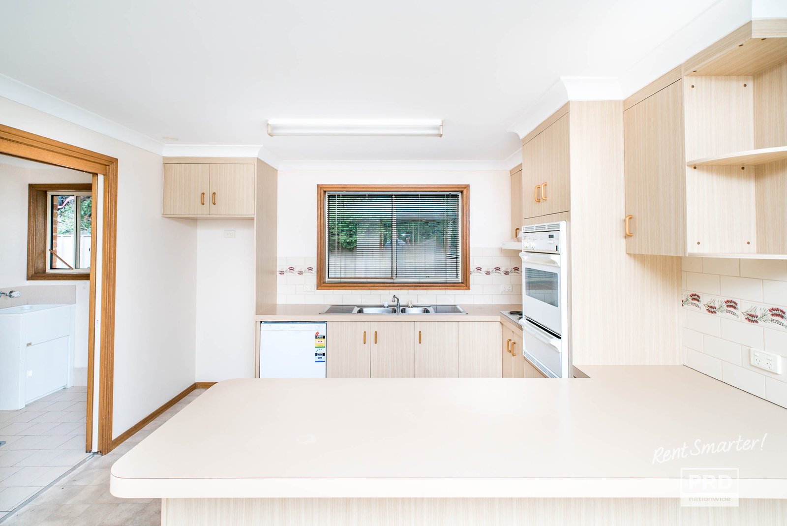 2/1 Randall Street KOORINGAL 3