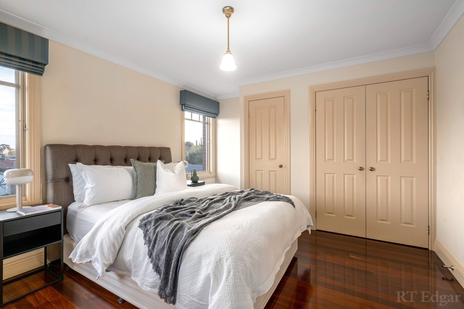 Real Estate and Property in 21 Redgum Court, Mill Park, VIC