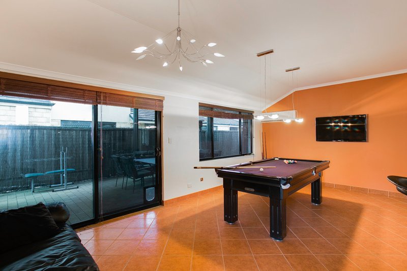 21 Reeves Entrance SUCCESS 11