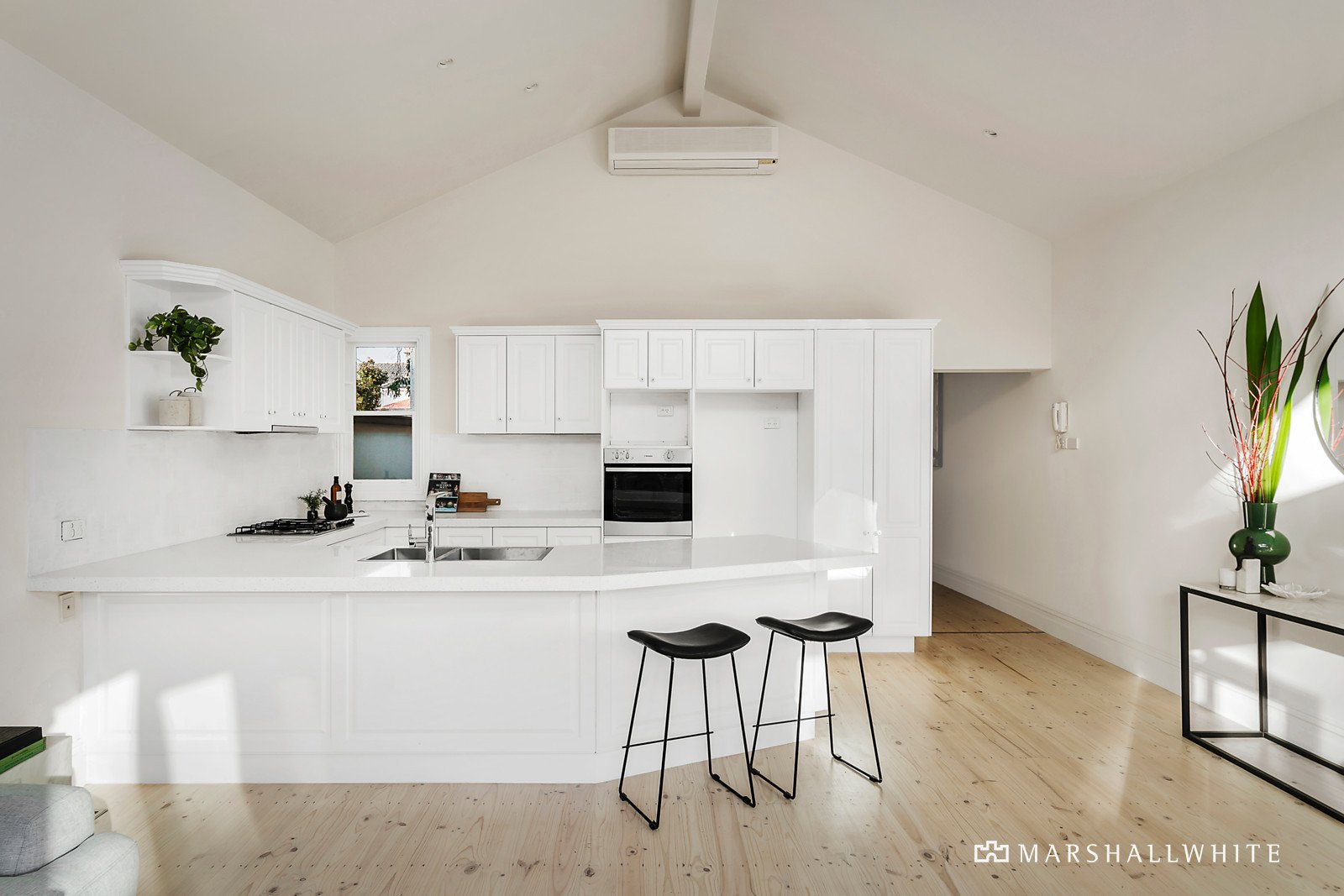 21 Rose Street, Armadale, VIC