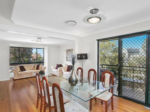 21 Rosebank Avenue KINGSGROVE 3