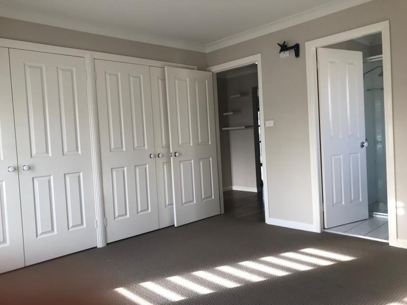 21 Rosella Avenue TAMWORTH 5