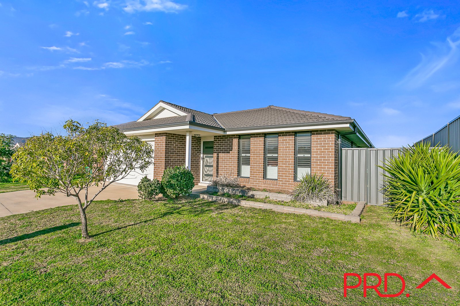 21 Rosella Avenue TAMWORTH 3