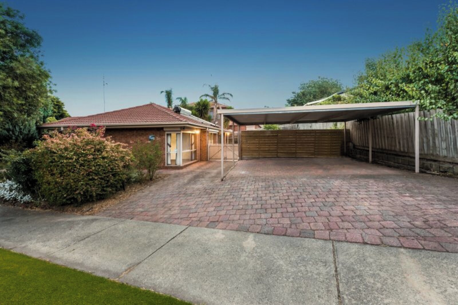 Gallery: 21 Rowan Court