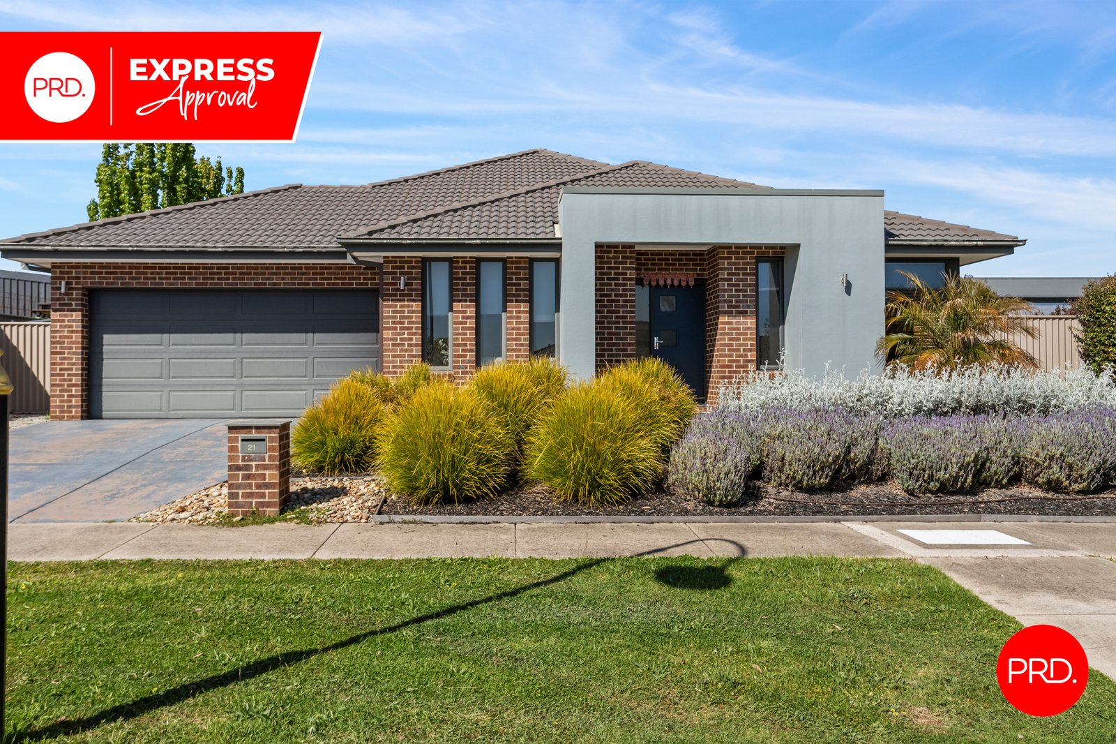 21 Roxburgh Crescent JUNORTOUN 2