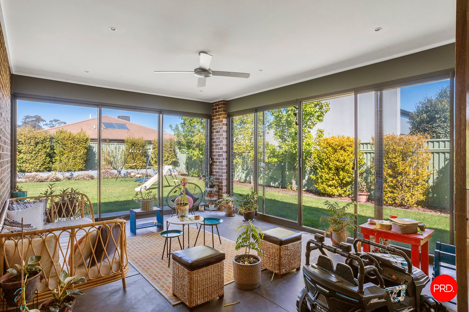 21 Roxburgh Crescent JUNORTOUN 18