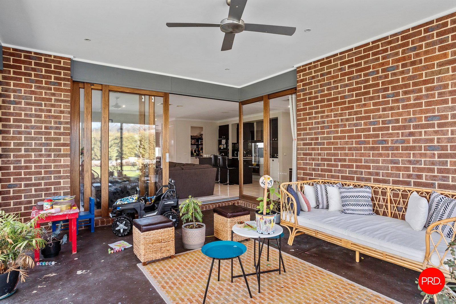 21 Roxburgh Crescent JUNORTOUN 19