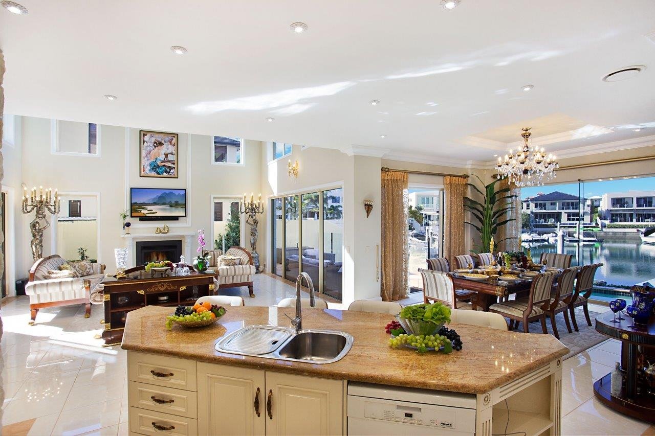21 Royal Albert Crescent SOVEREIGN ISLANDS 9