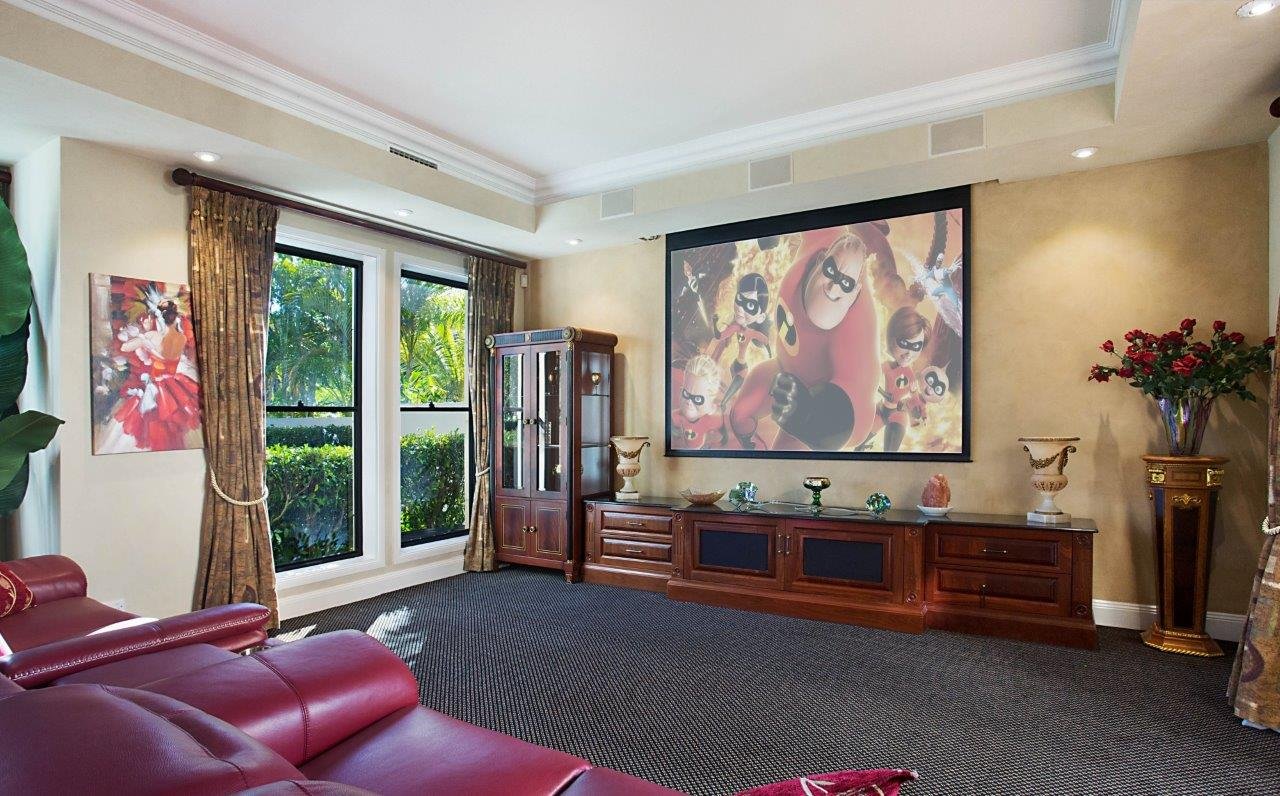 21 Royal Albert Crescent SOVEREIGN ISLANDS 16