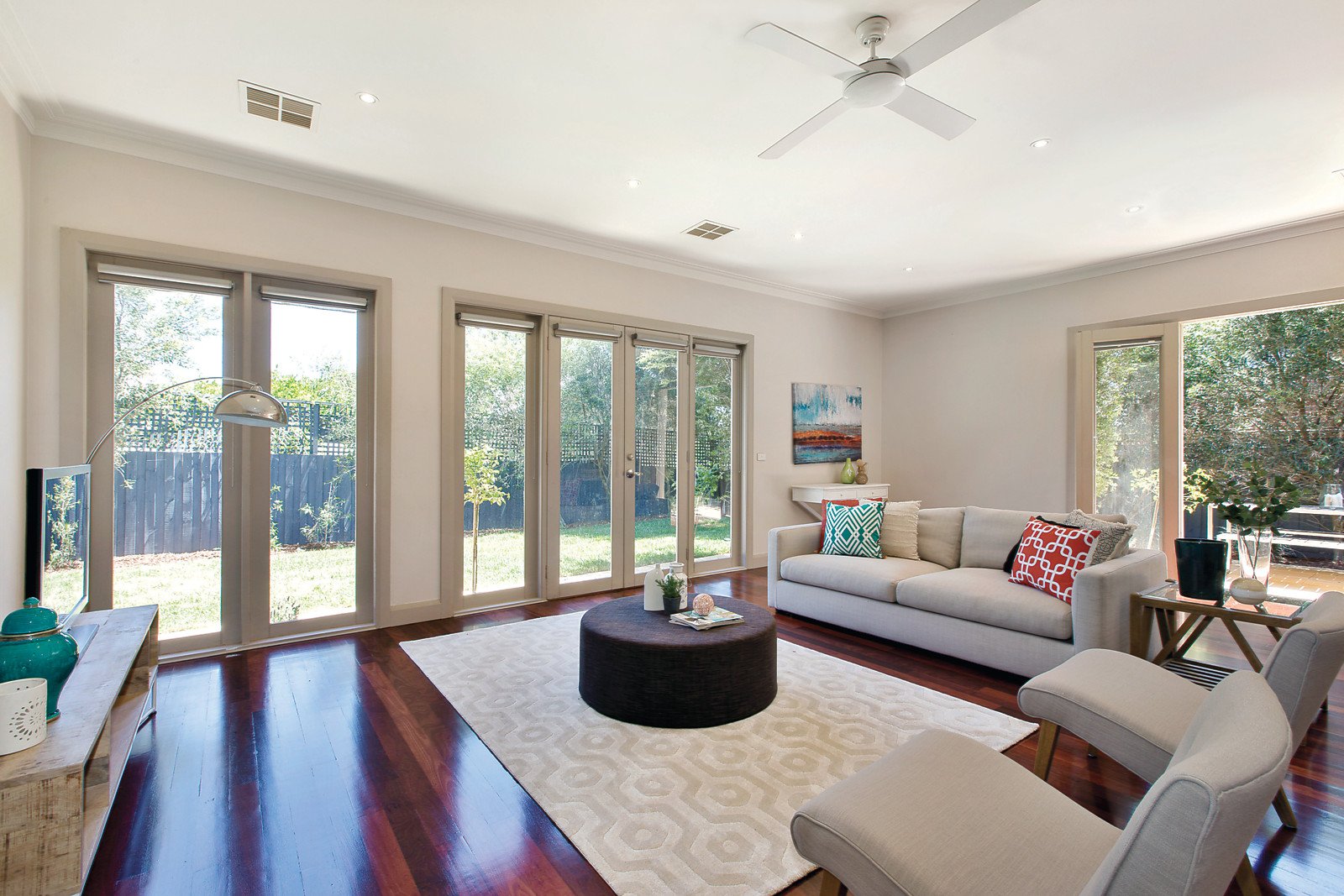 21 Royal Lane, Surrey Hills, VIC