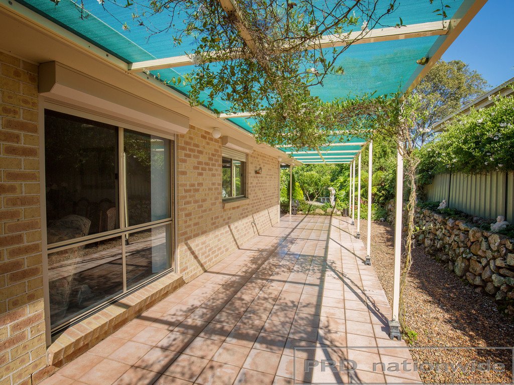 21 Royal Oak Avenue THORNTON 9