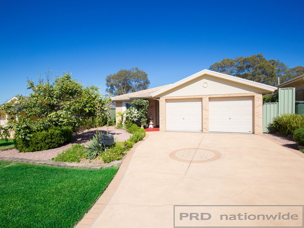 21 Royal Oak Avenue THORNTON 15