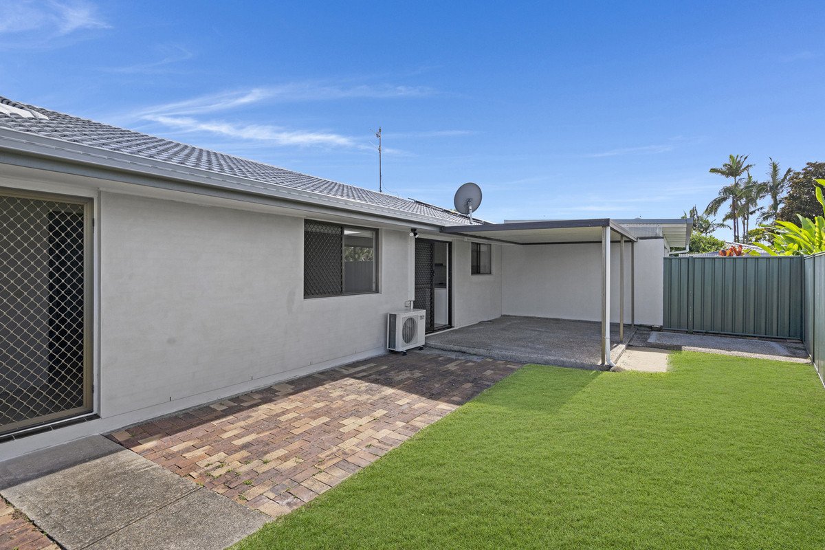 2/1 Russell Court MIAMI 10