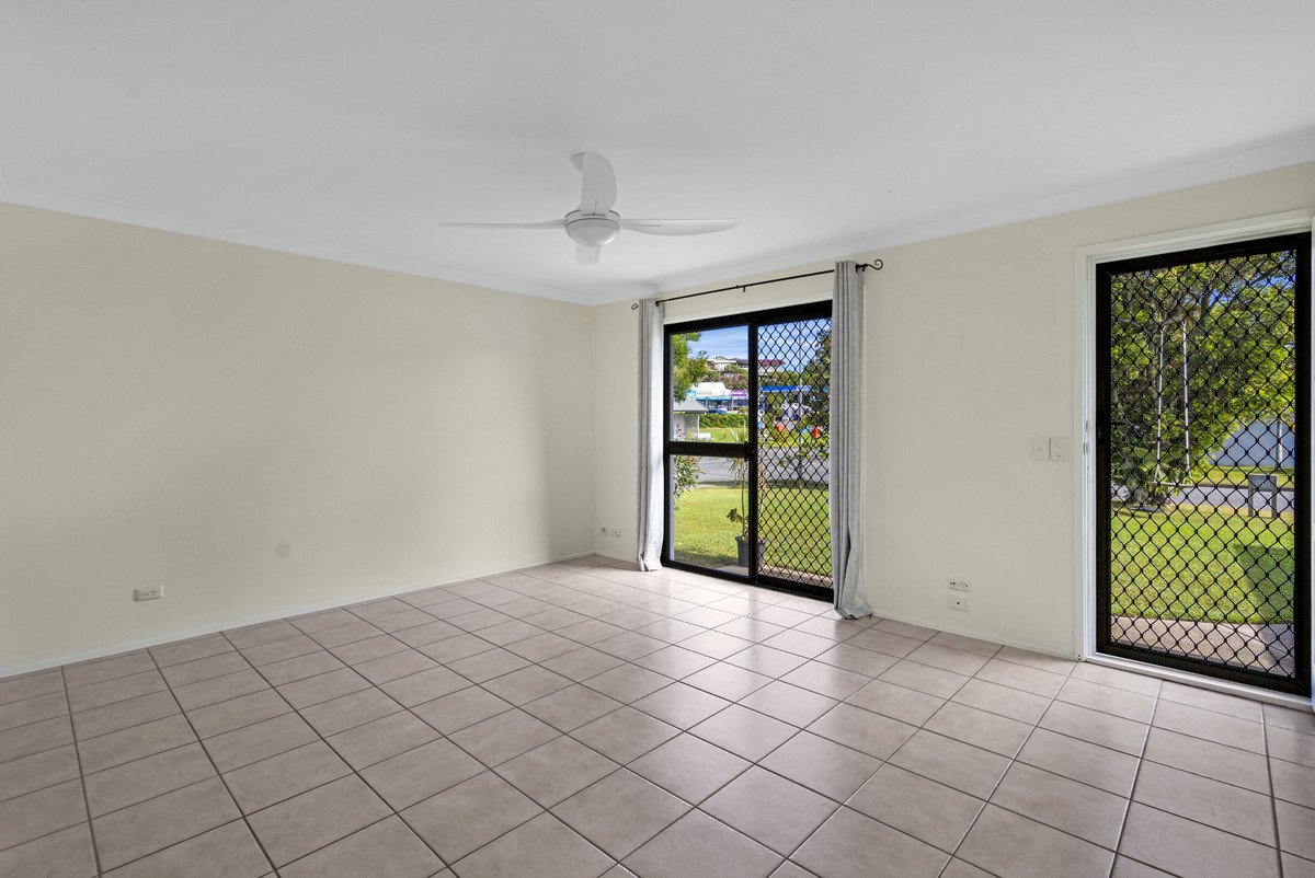 2/1 Russell Court MIAMI 4