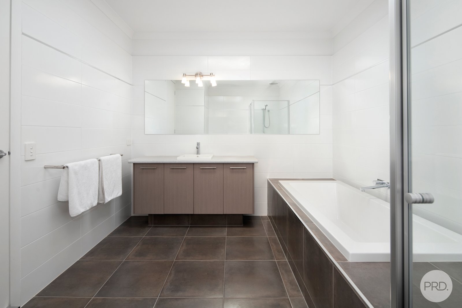 21 Sailors Gully Boulevard MOUNT CLEAR 13