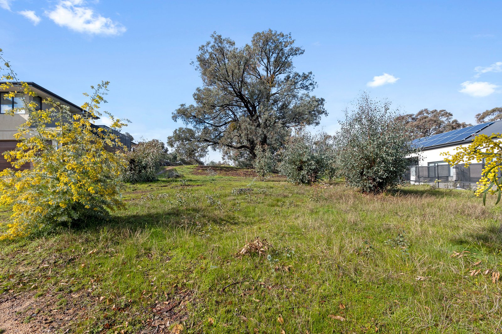 Gallery: 21 Sandstone Rise