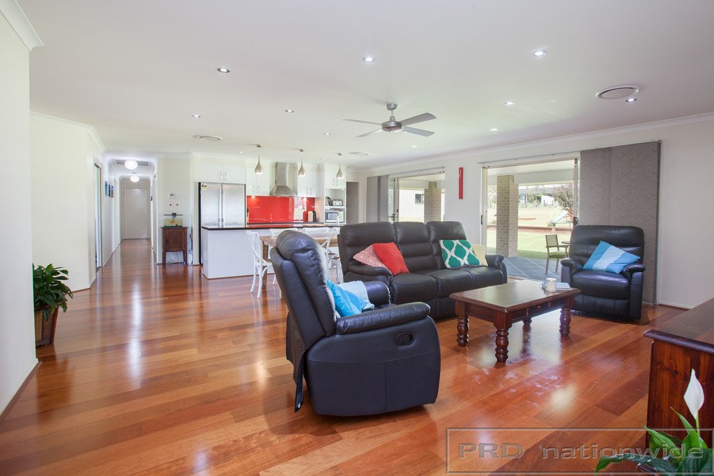 21 Scott Street WALLALONG 6