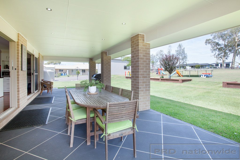 21 Scott Street WALLALONG 16