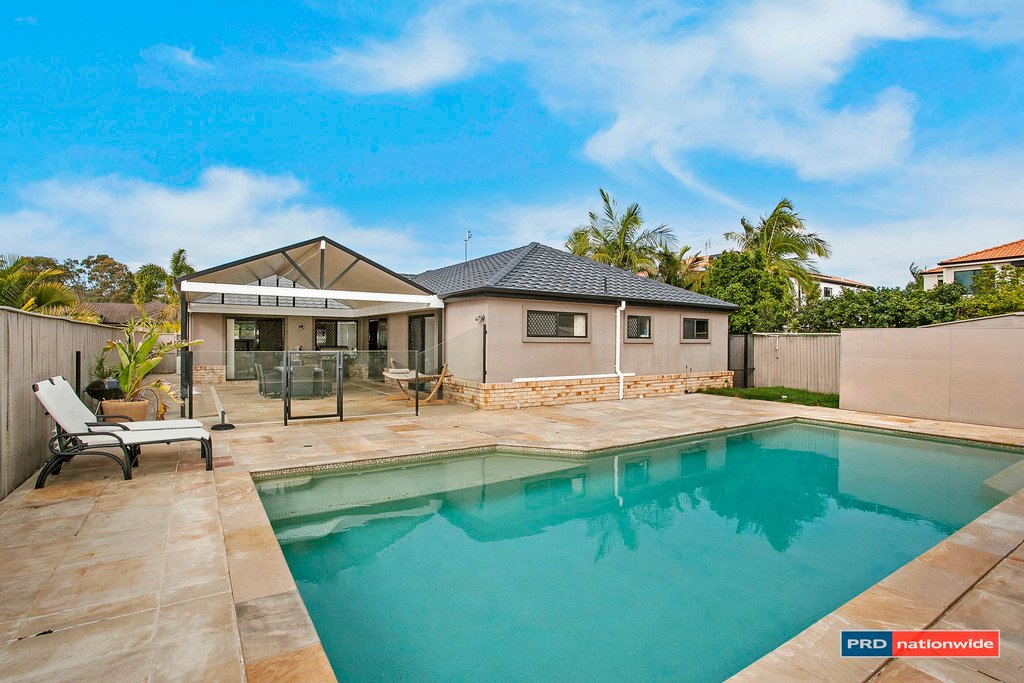 21 Sea Eagle Drive BURLEIGH WATERS 2