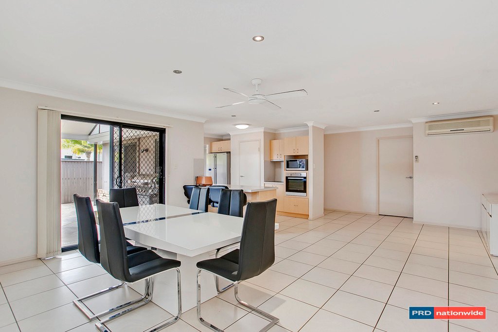 21 Sea Eagle Drive BURLEIGH WATERS 5