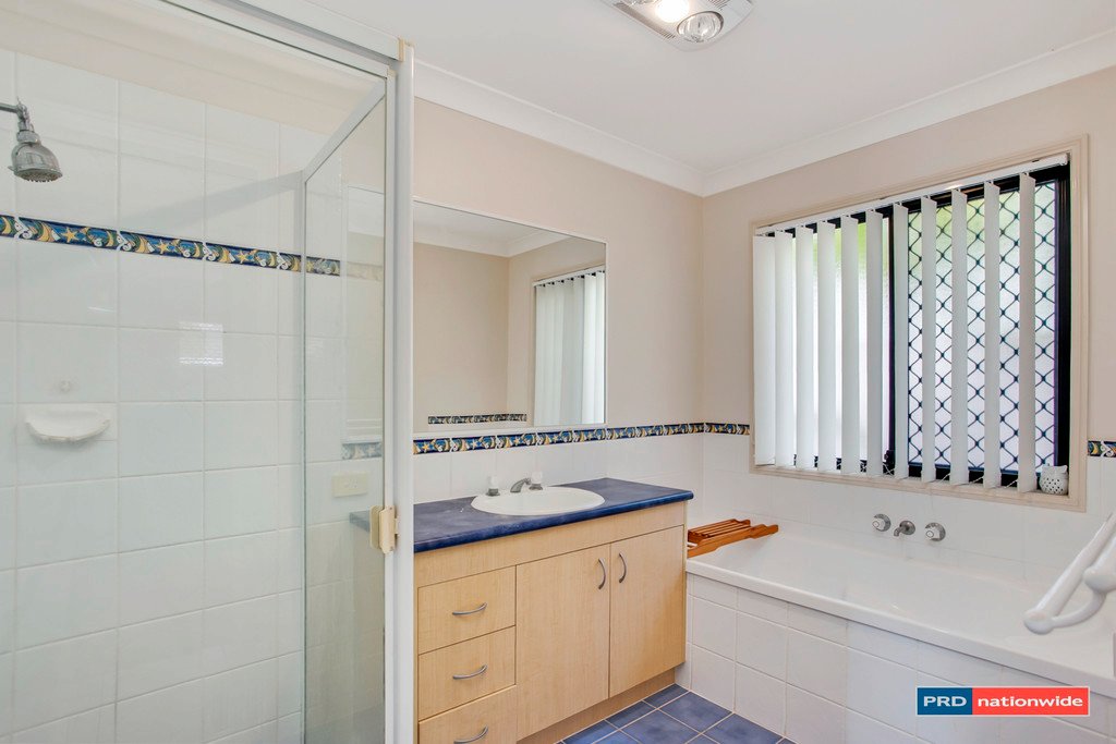 21 Sea Eagle Drive BURLEIGH WATERS 8